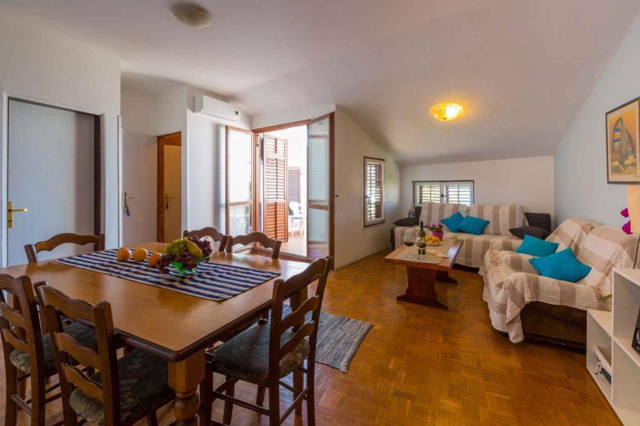 Apartment In Crikvenica 5600 외부 사진